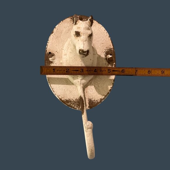 White Cast Iron Horse Head Chippy Rusty Wall Coat Towel Hook Rustic Farmhouse - Picture 6 of 6